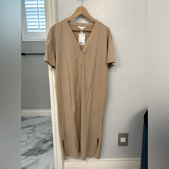 H&M Button-front Jersey Dress - Picture 2 of 6